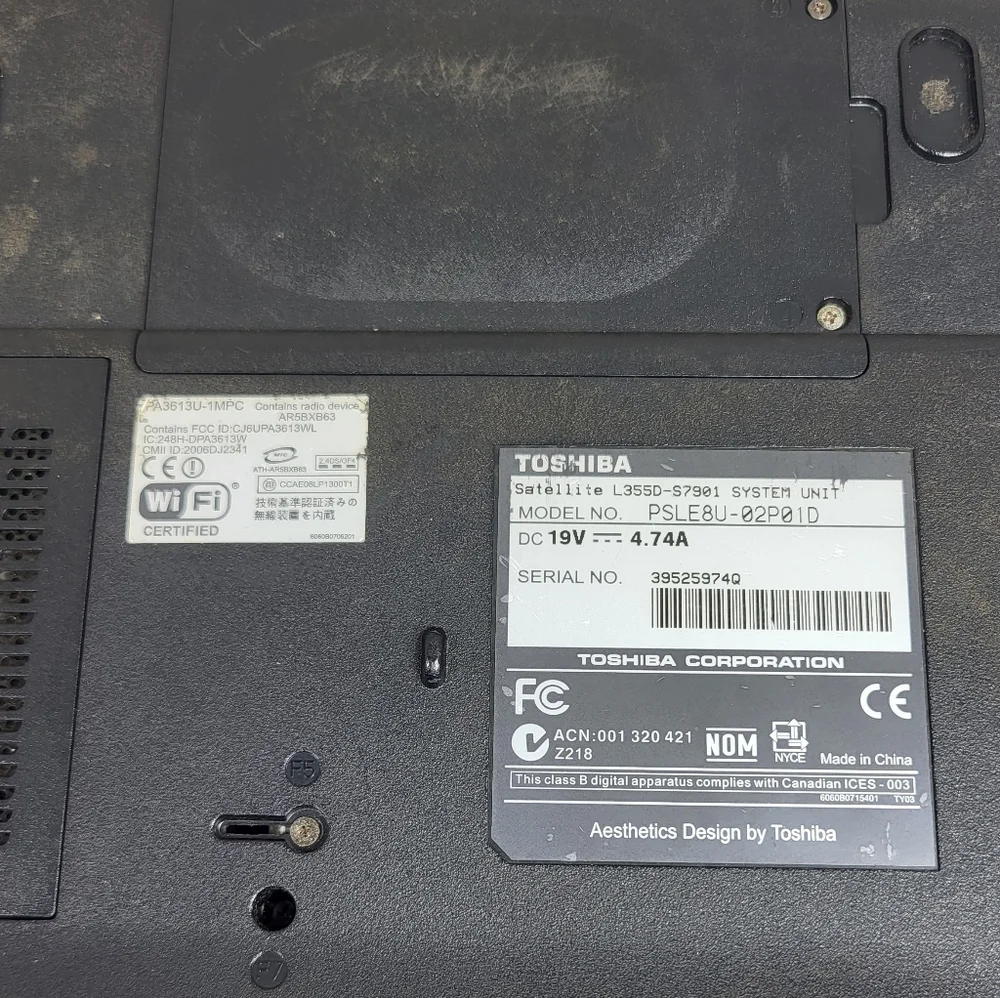 Parts Only or Repair. Toshiba Satellite L3550-S7901 Laptop